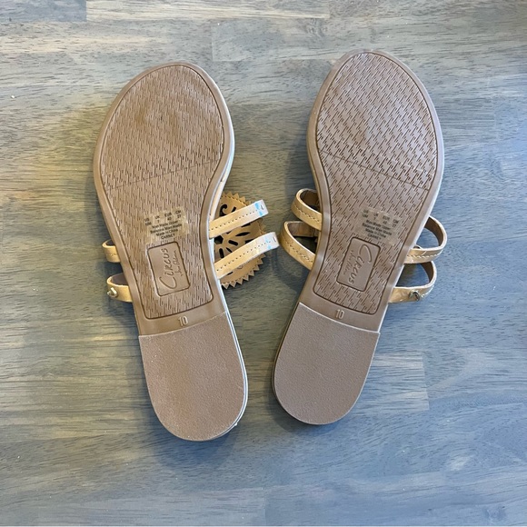 NEW CIRCUS BY SAM EDELMAN Canyon Medallion Flat Sandals size 10 - Picture 4 of 6